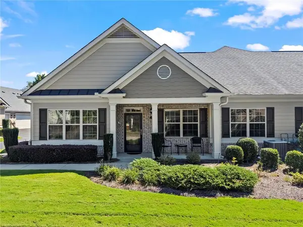 227 Orchards Circle, Woodstock, GA 30188