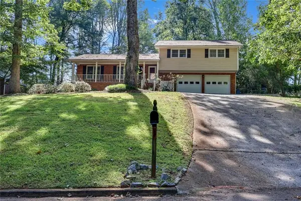 5728 Four Winds Court Sw, Lilburn, GA 30047