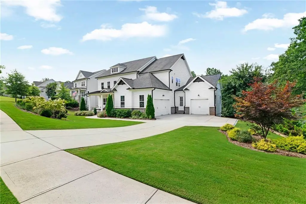 16270 Grand Litchfield Drive, Roswell, GA 30075 - #1