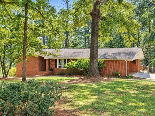 80 Stagecoach Circle, Stockbridge, GA 30281