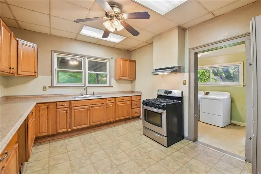 62 Pine Street, Griffin, GA 30223 - #2