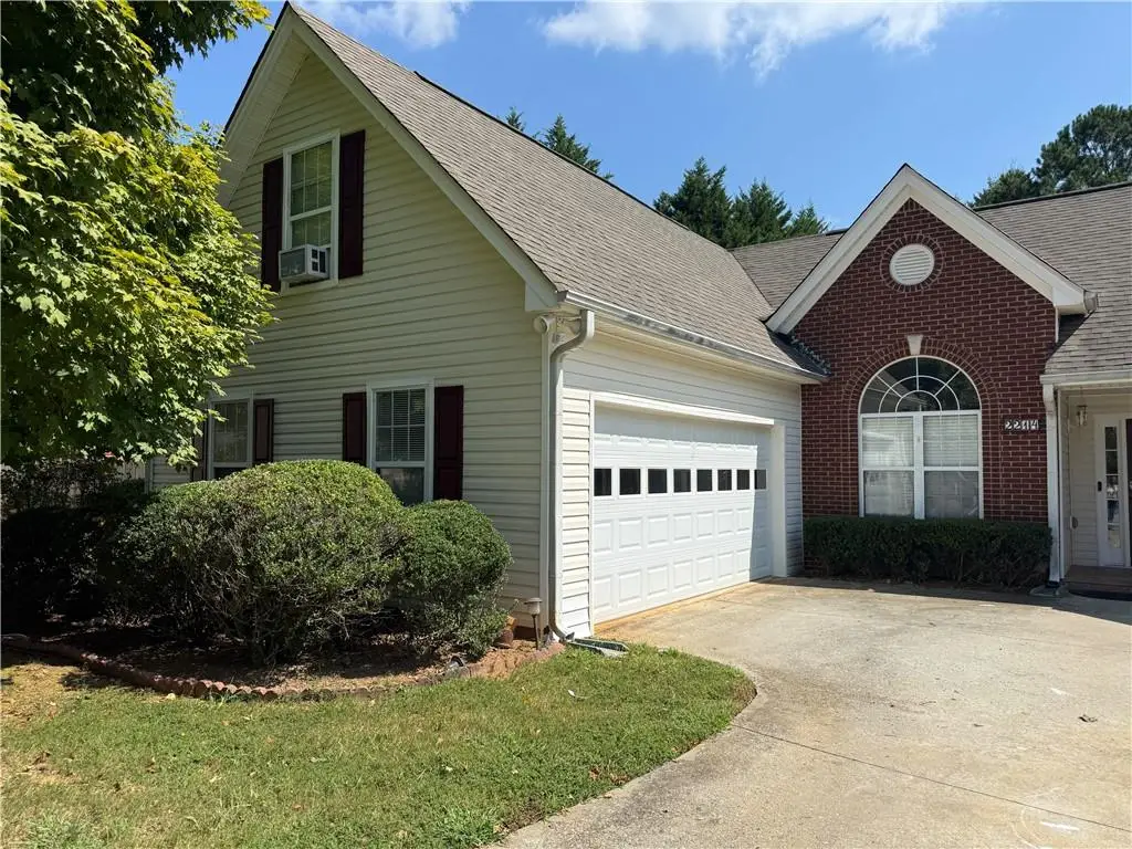 2214 Oakland Farm Dr, Lawrenceville, GA 30046 - #1