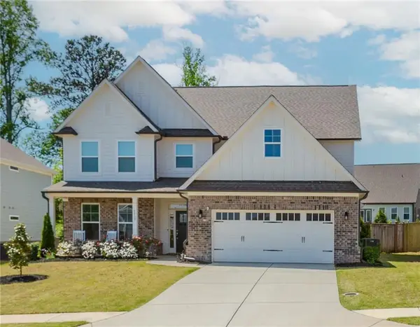 6829 Benjamin Drive, Flowery Branch, GA 30542