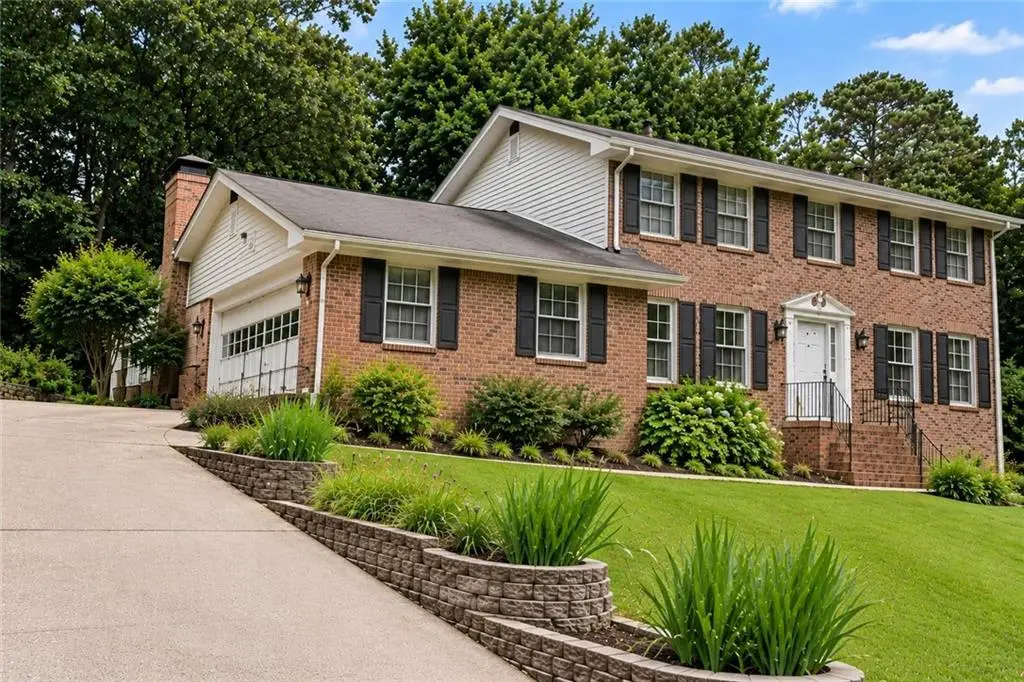 1683 Oak Ridge Circle Sw, Stone Mountain, GA 30087 - #1