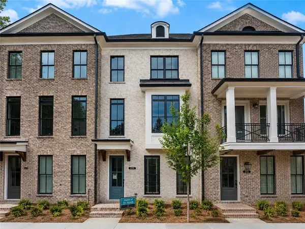 355 Crimson Pine Alley #14, Alpharetta, GA 30009