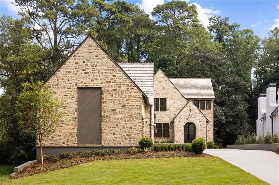 1353 W Wesley Road Nw, Atlanta, GA 30327 - #2