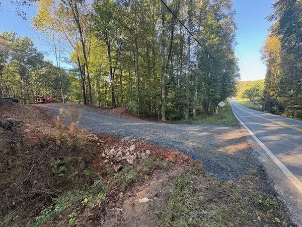 7619 Yukon Road, Talking Rock, GA 30175
