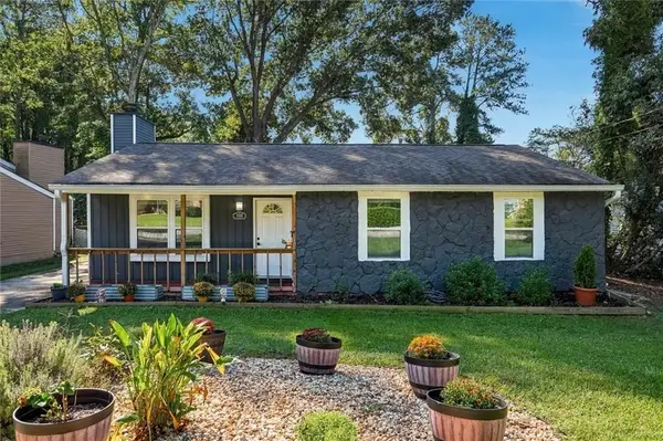 1262 Muirforest Lane, Stone Mountain, GA 30088