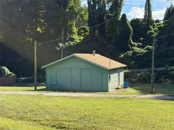 75 Hospital Circle, Ellijay, GA 30540