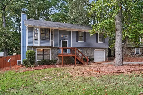 1955 Woodlot Trail, Lithonia, GA 30058