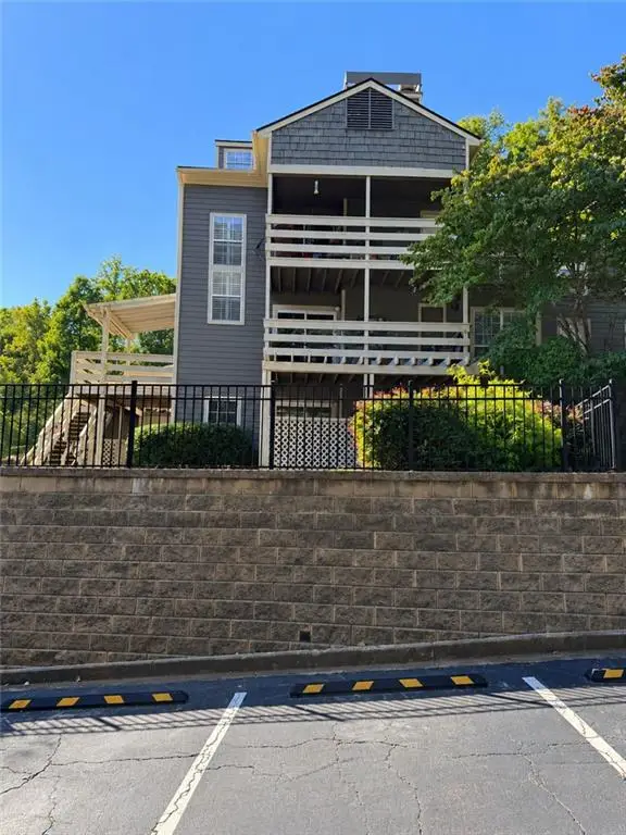 905 Riverview Drive Se, Marietta, GA 30067