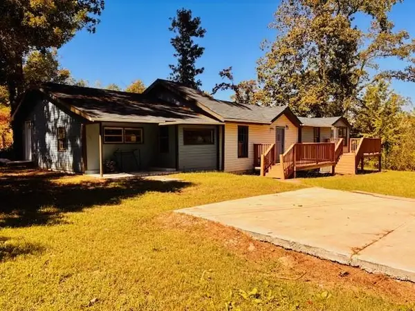 6075 Pinegrove Road, Riverdale, GA 30274