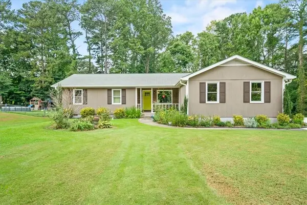1586 Sprayberry Drive, Marietta, GA 30066