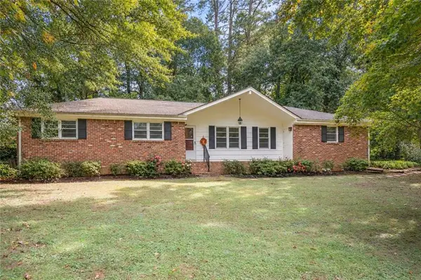 4464 Francis Court Sw, Lilburn, GA 30047