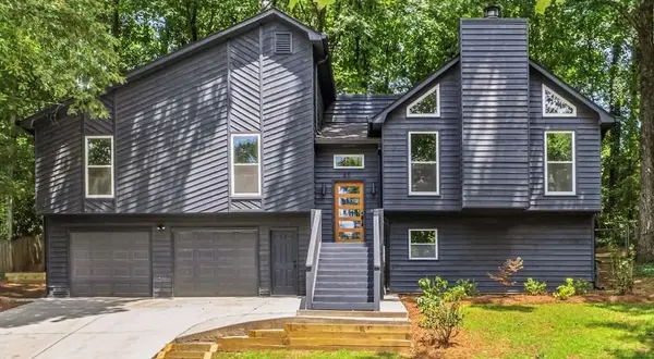 85 Geraldine Drive Se, Smyrna, GA 30082