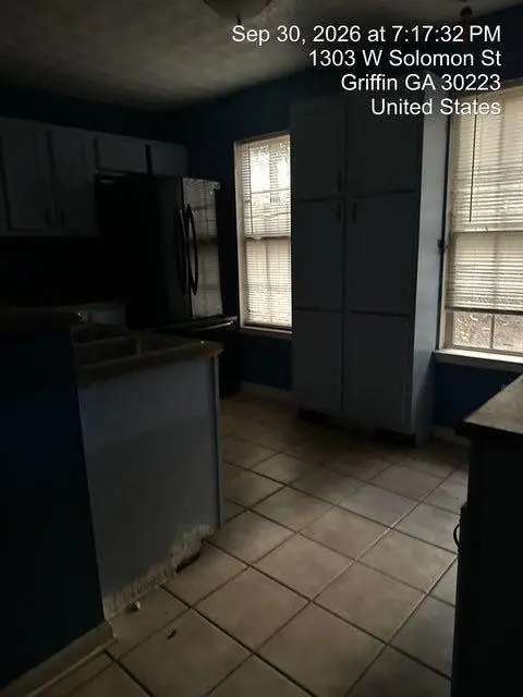 1303 W Solomon St, Griffin, GA 30223 - #2