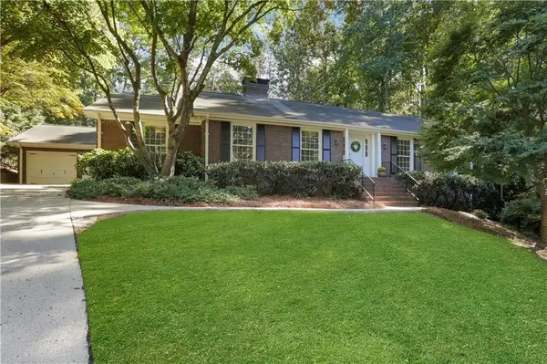 400 Hunters Glen Court, Atlanta, GA 30328