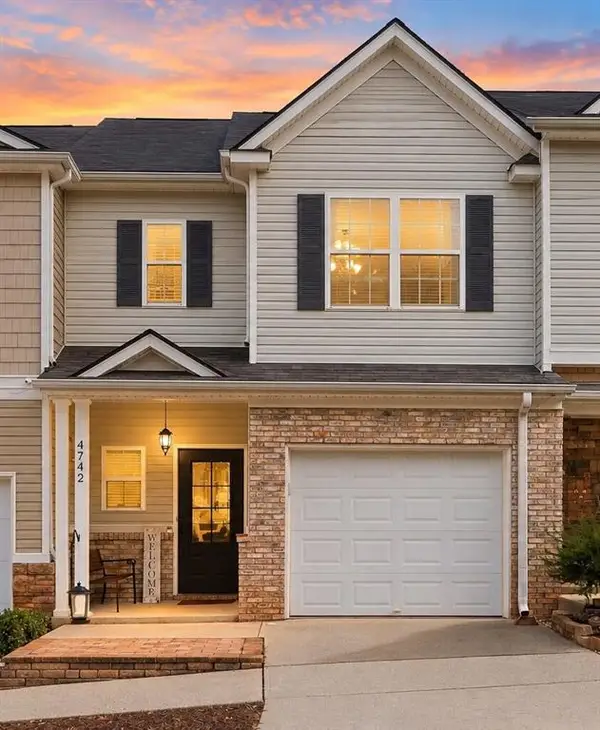 4742 Beacon Ridge Lane, Flowery Branch, GA 30542
