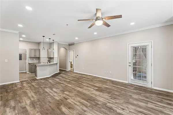 5641 Roswell Road #111, Sandy Springs, GA 30342