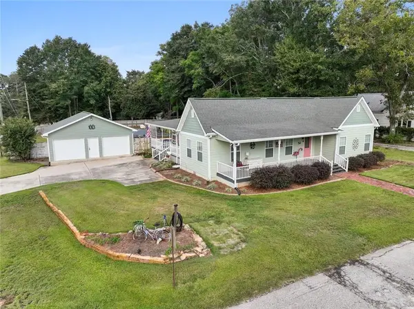52 Ridge Street, Locust Grove, GA 30248