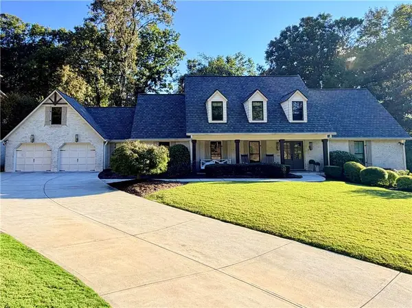 785 Oakhaven Drive, Roswell, GA 30075