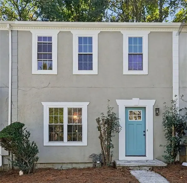 6636 Meadow Green Circle, Peachtree Corners, GA 30092