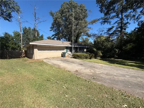 5555 Noblett Road, Stone Mountain, GA 30087