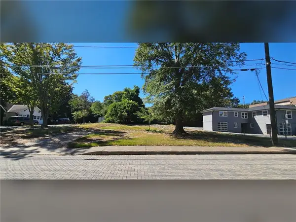 974 Myrtle Street, Roswell, GA 30075