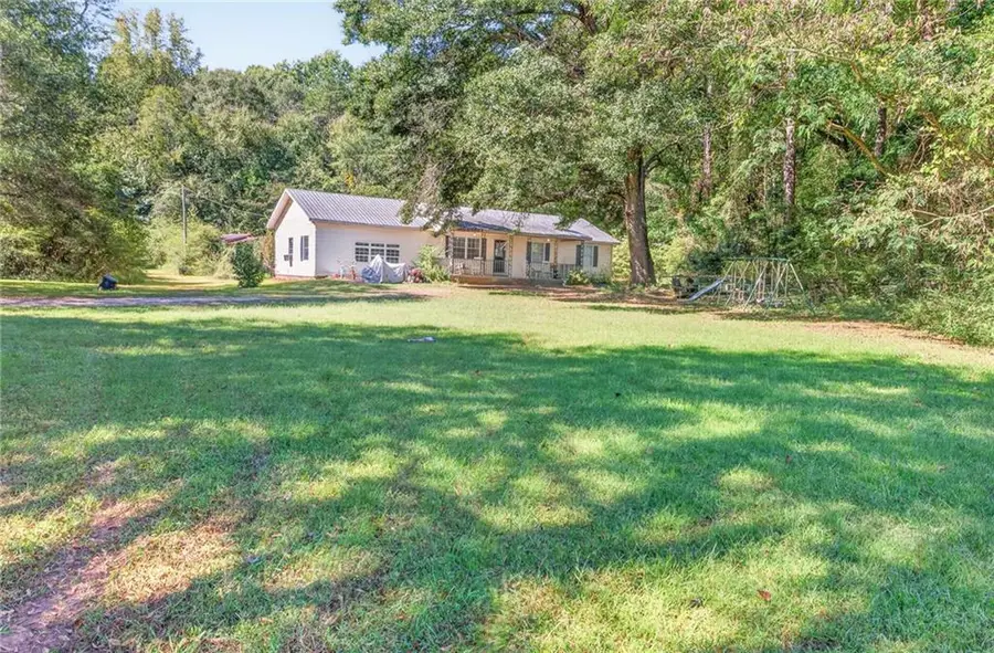 330 W Ridgeway Road, Maysville, GA 30558 - #2