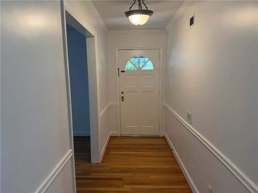 6651 Castleton Drive, Sandy Springs, GA 30328 - #3