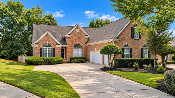 529 Morning Place Way, Suwanee, GA 30024