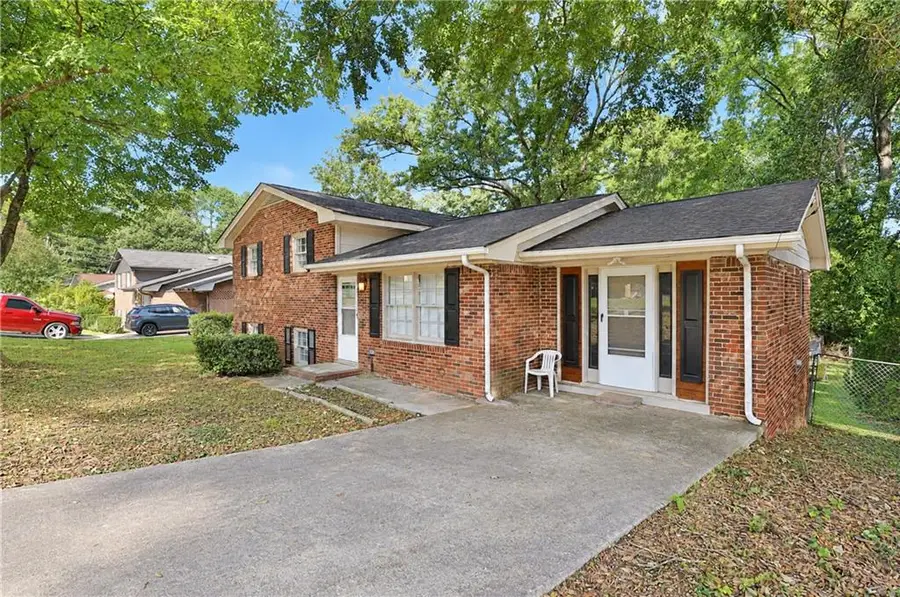 6370 Maddox Road, Morrow, GA 30260 - #2