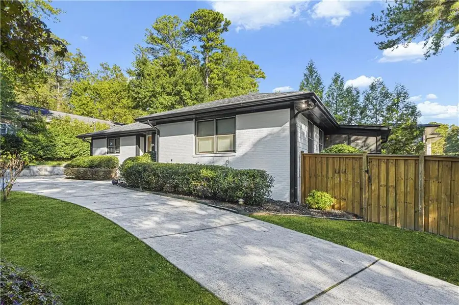 2492 Parkdale Place Ne, Atlanta, GA 30305 - #3