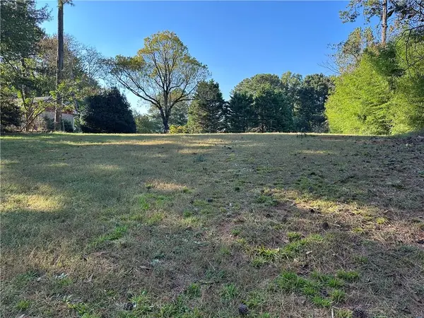 3696 Woodberry Drive, Duluth, GA 30096