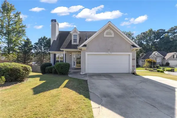 121 Kingsbrook Circle, Newnan, GA 30265