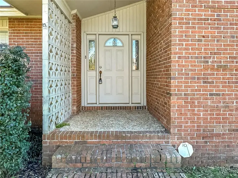 5011 Peachtree Street, Valdosta, GA 31605 - #3