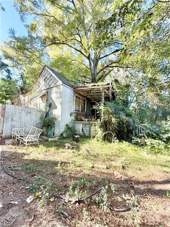 5596 Lakeside Drive, Union City, GA 30291
