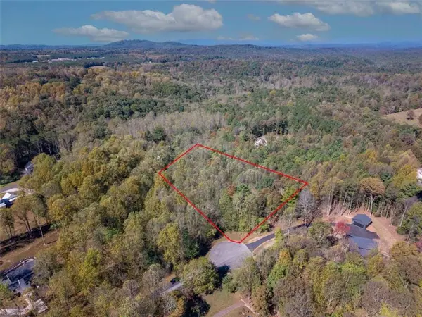 140 Highpoint Ridge Court, Ellijay, GA 30540