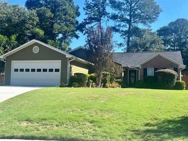 3340 Timber Walk Circle, Loganville, GA 30052