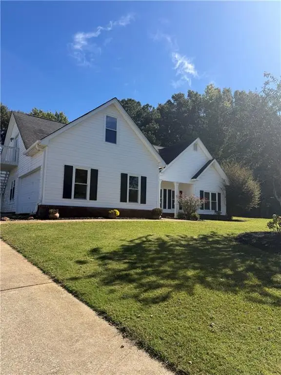 77 Shadow Lake Trail, Newnan, GA 30265