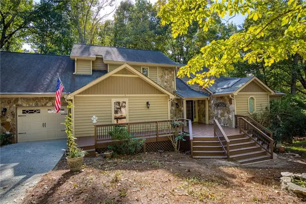 320 N Peak Drive, Alpharetta, GA 30022