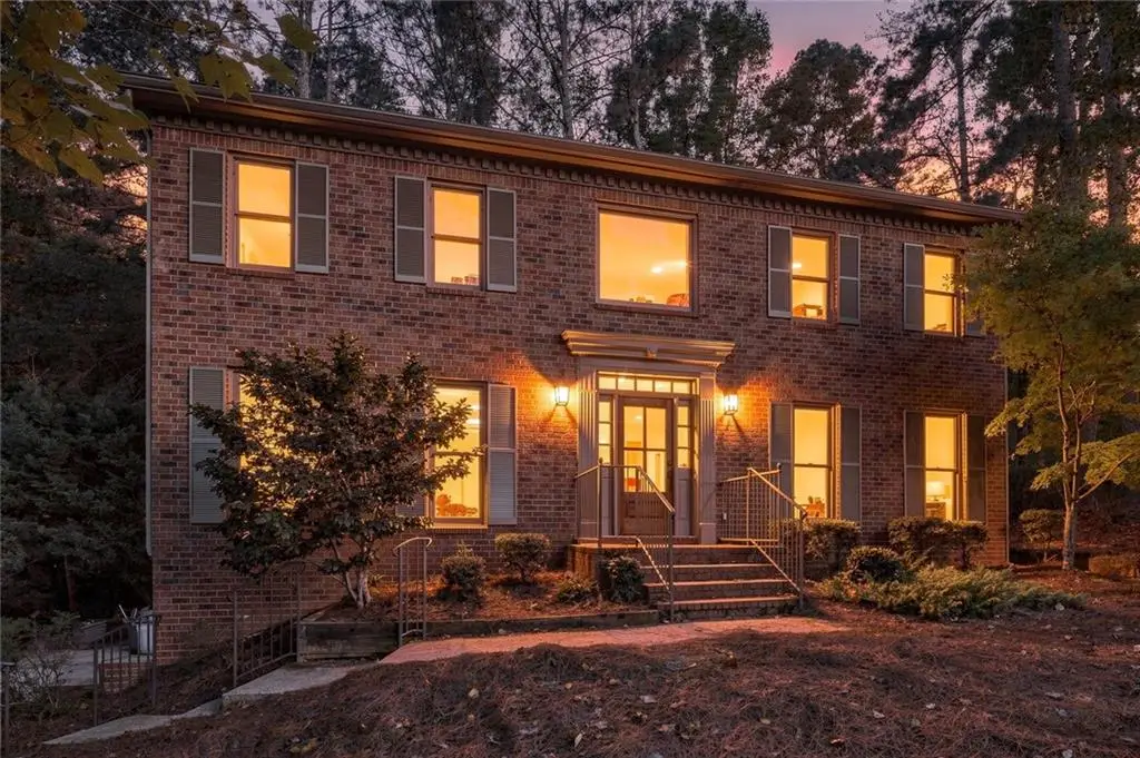 8020 Willow Tree Way, Alpharetta, GA 30005 - #1