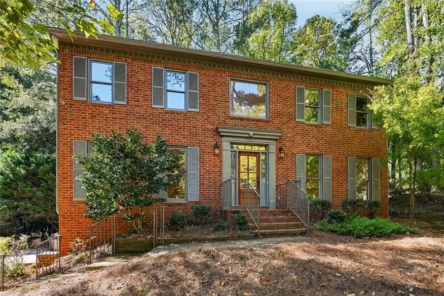 8020 Willow Tree Way, Alpharetta, GA 30005 - #2