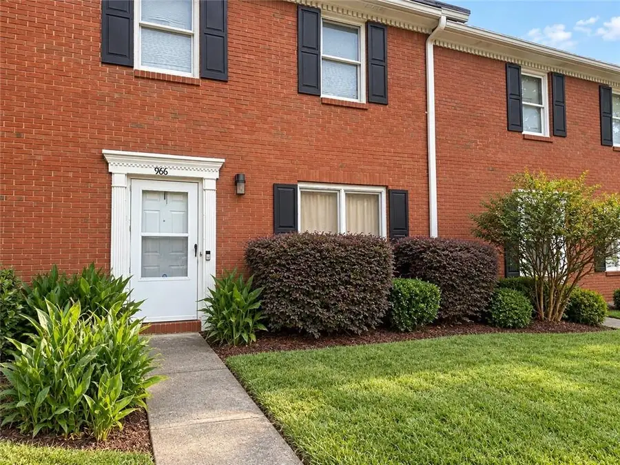 966 Park Gate Place, Stone Mountain, GA 30083 - #2