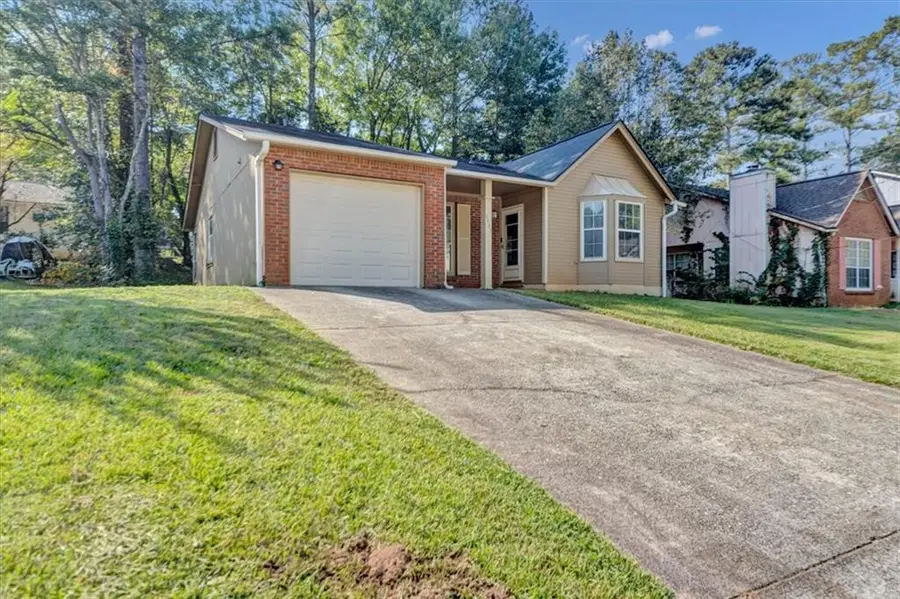 5523 Marbut Forest Way, Lithonia, GA 30058 - #2