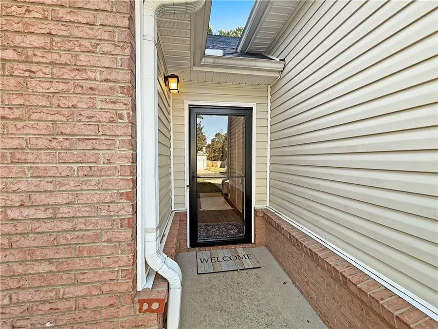 5309 Leecroft Drive, Sugar Hill, GA 30518 - #2