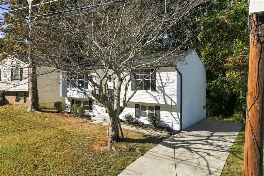 2075 Countydown Lane, Stone Mountain, GA 30088 - #3