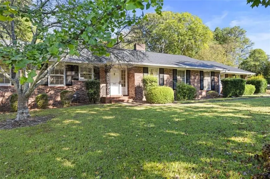 413 5th Avenue, Winder, GA 30680 - #2