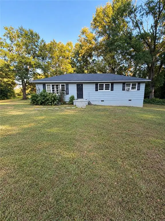 35 Crest Road, Griffin, GA 30224