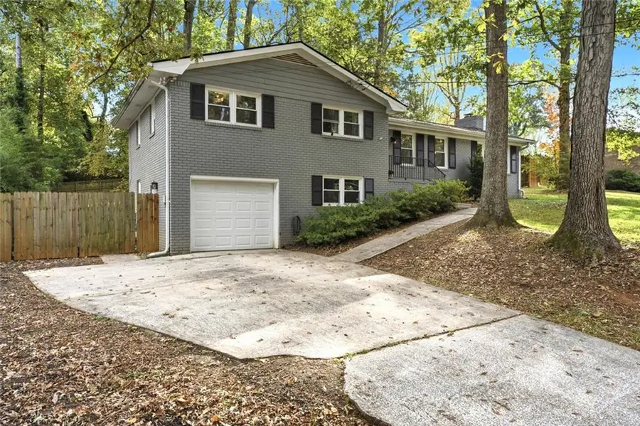 5562 Crestview Drive, Acworth, GA 30102 - #2